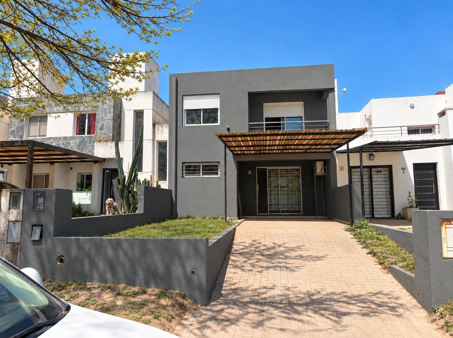 Foto de Duplex a la venta en La Catalina 3 dorm, imagen 1