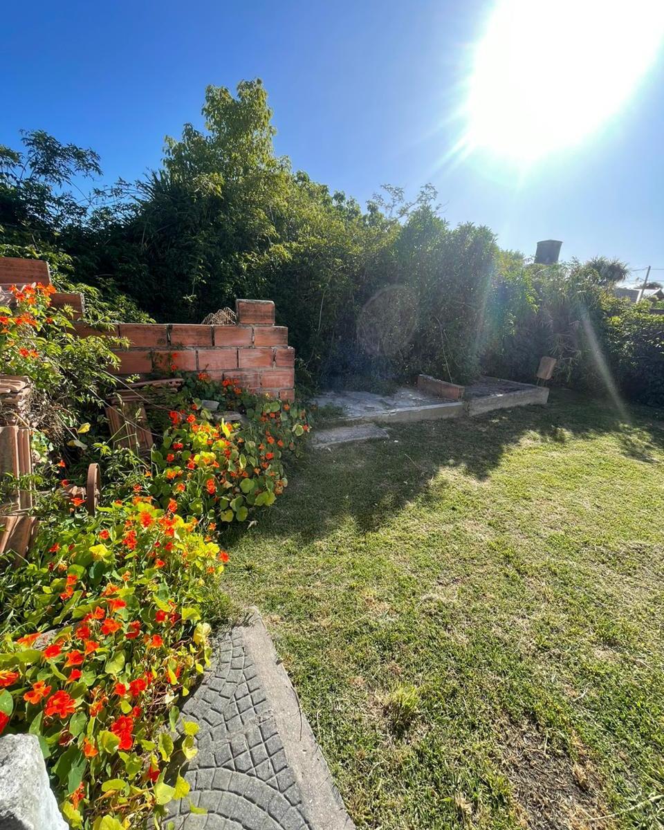 Venta Casa Muy Bien Ubicada, Frente La Plaza "El Diego", Santa Clara del Mar 1
