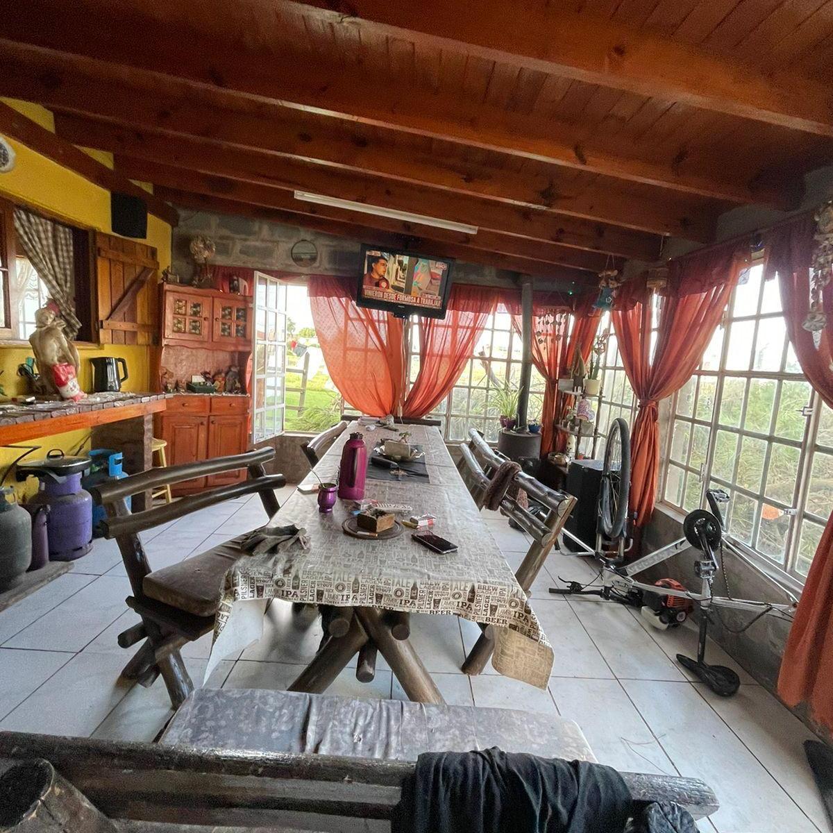 Hermoso Chalet en Santa Clara del Mar. Oportunidad 2