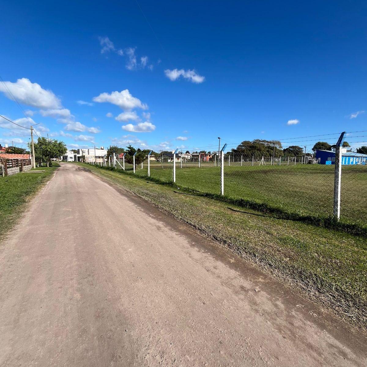 Oportunidad Terreno Frente a La Cancha, Camet Norte 5