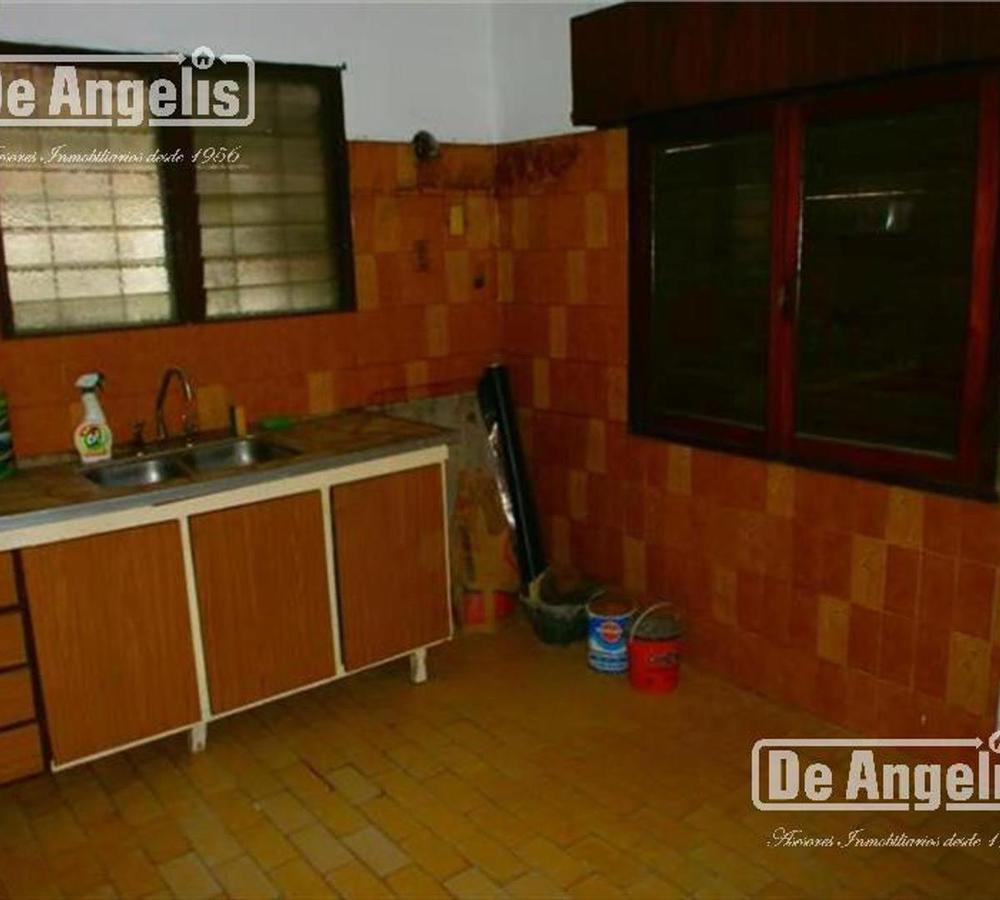 Tipo Casa - Moron - Barrio San Jose