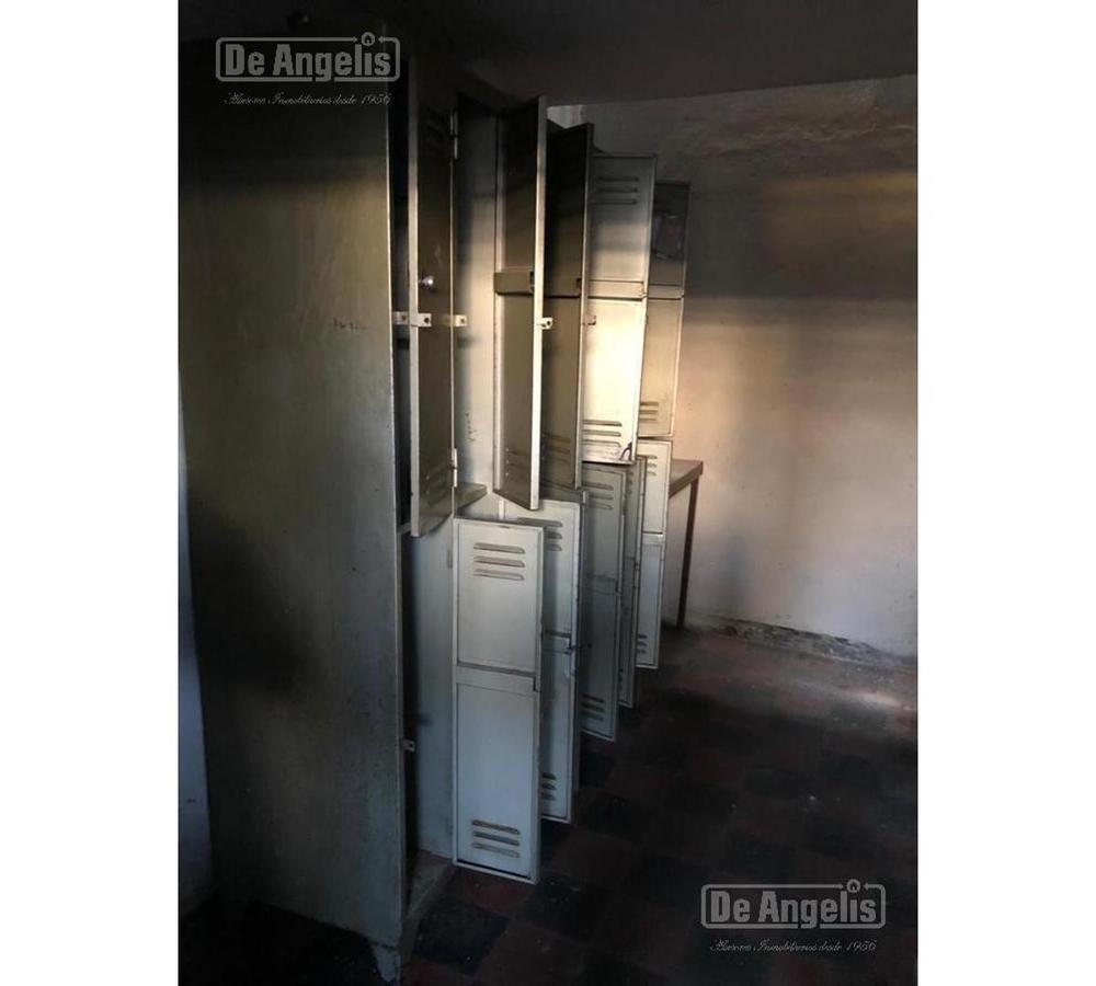 Local - Moron Sur 3