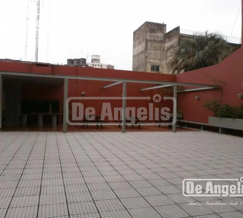 Departamento - Moron Sur - frente a la plaza 2