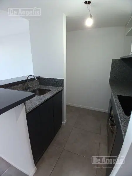 Departamento en Castelar Sur 5