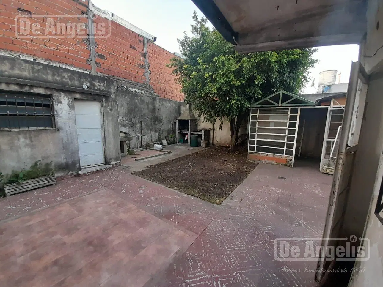 Casa en Moron Sur 8