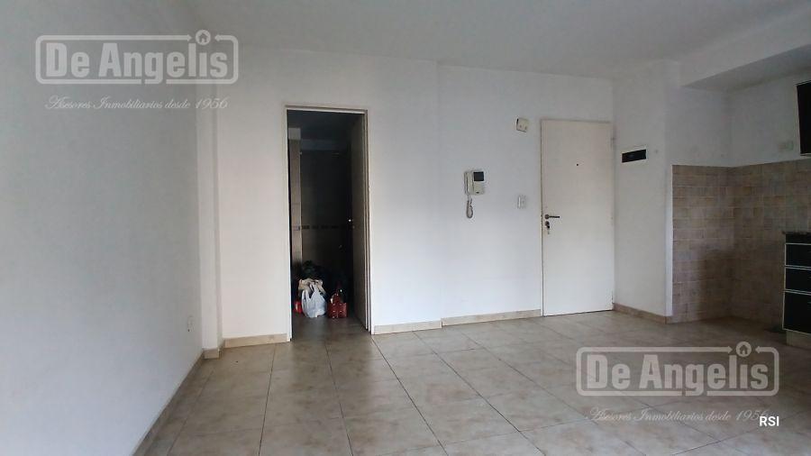 Foto de Departamento en Moron Sur, imagen 1