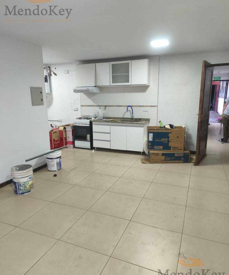 Foto de DPTO 1 ER PISO- CALLE SALTA (1 CUADRA H. DEL CARMEN) , GODOY CRUZ., imagen 4