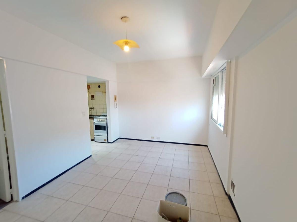 Foto de SAN NICOLAS - VENTA MONOAMBIENTE 2 CUADRAS AV 9 DE JULIO, imagen 3