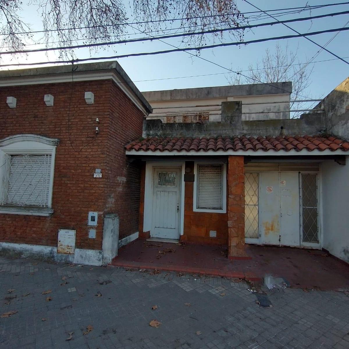 Uriburu 512- Venta- Casa de 3 dormitorio