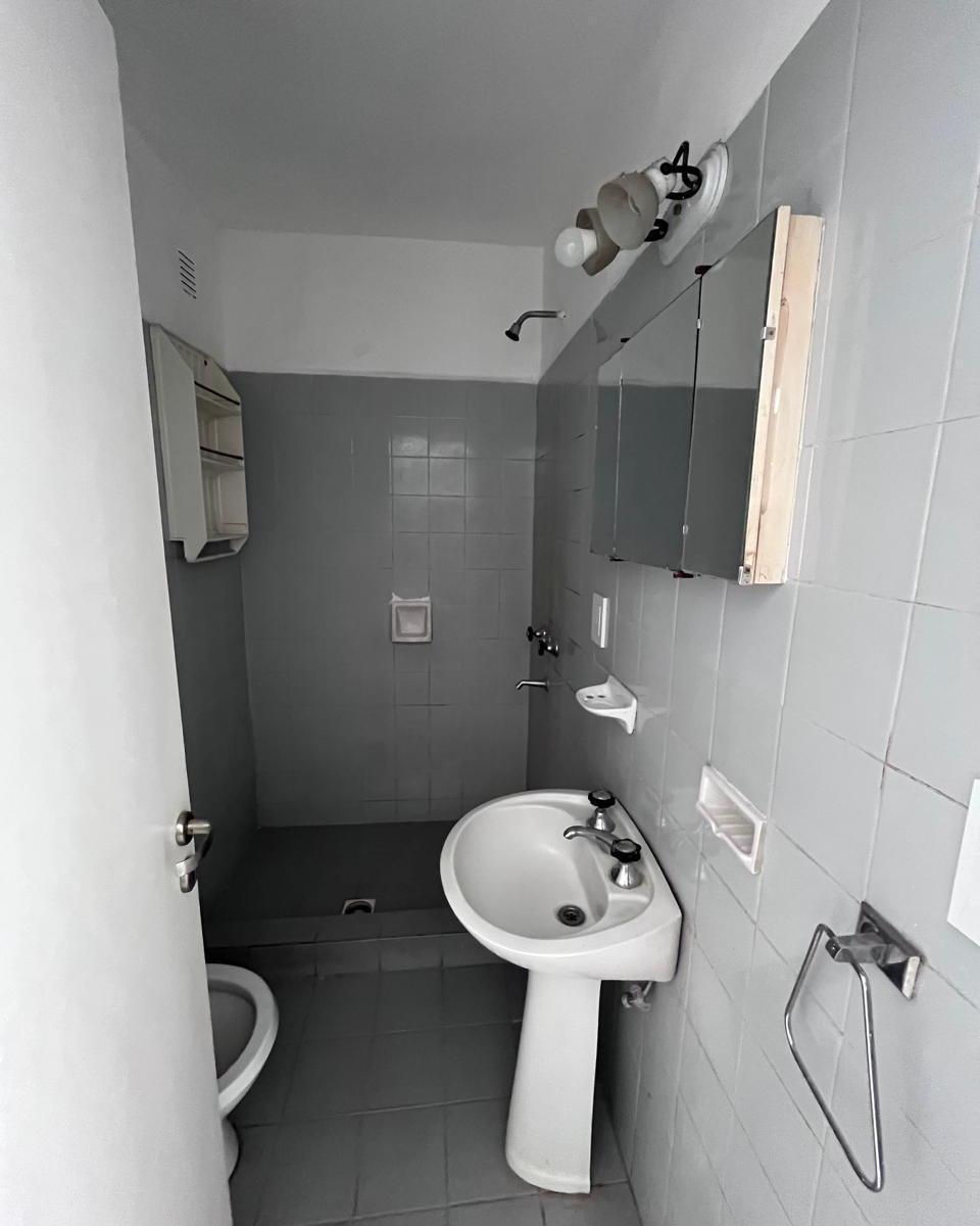 Av Francia 827 - Venta - Departamento 1 Dormitorio 1