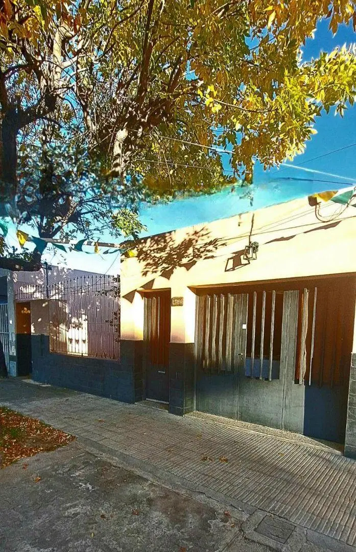 Nuestra Señora del Rosario 3361- Venta- Casa 2 dormitorios 5