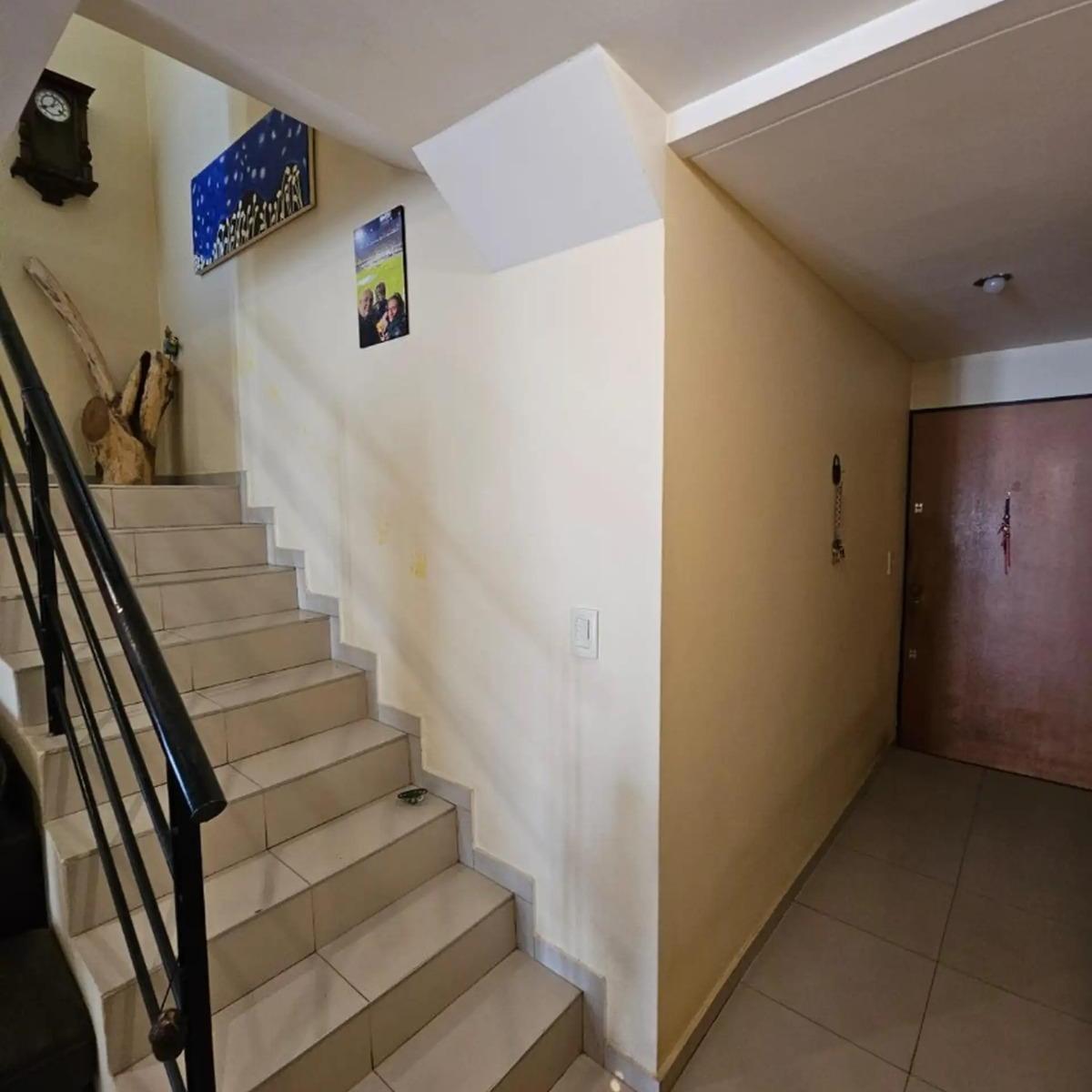 Moderno PH - 5 Ambientes - Patio - Sin Expensas - Excelente Ubicacion 1