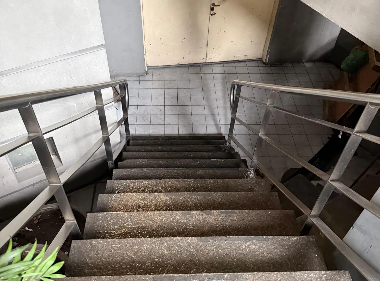 DEPOSITO EN ALQUILER - 94 M2 - MICROCENTRO 1