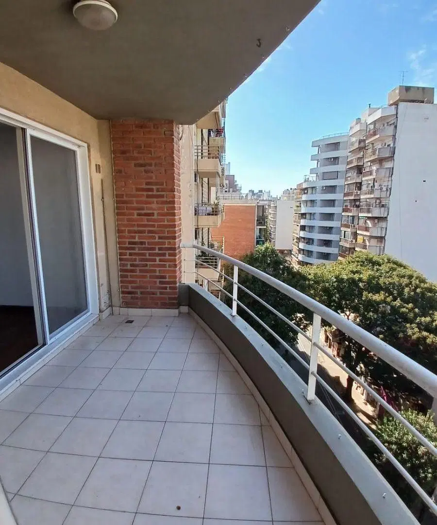 Departamento de un dormitorio con amplio balcón 4