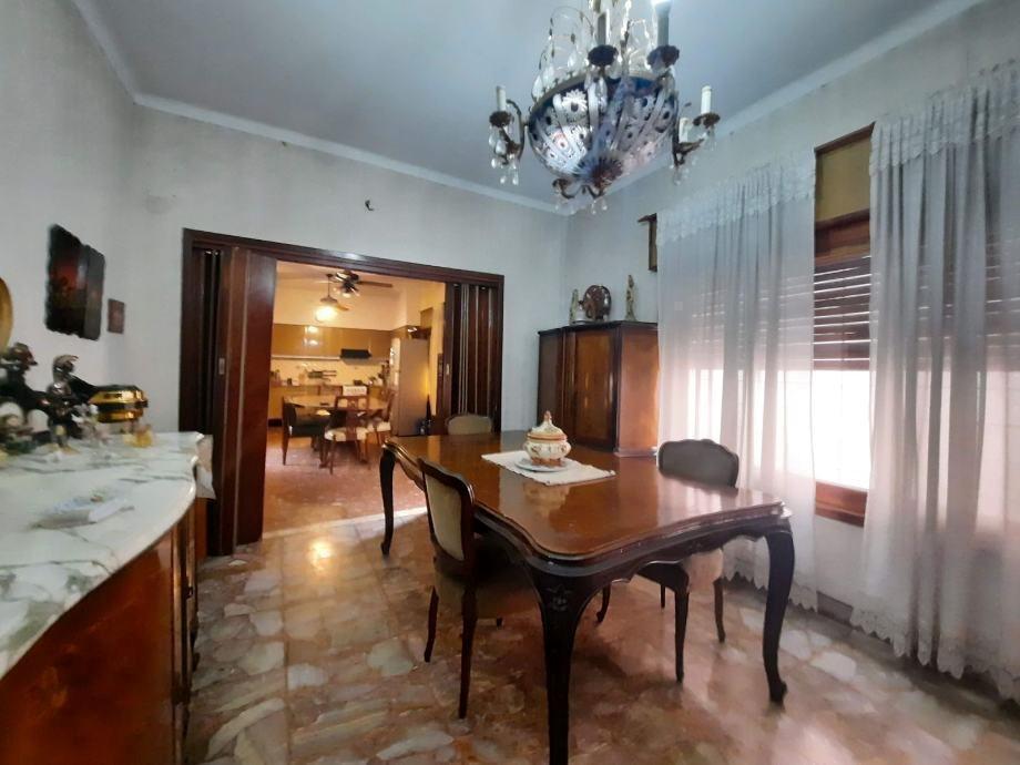 Casa Chalet en Venta en Quilmes, G. B. a. Zona Sur, Argentina 2