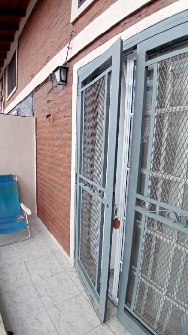 Departamento en Venta en Florencio Varela, G. B. a. Zona Sur, Argentina 2