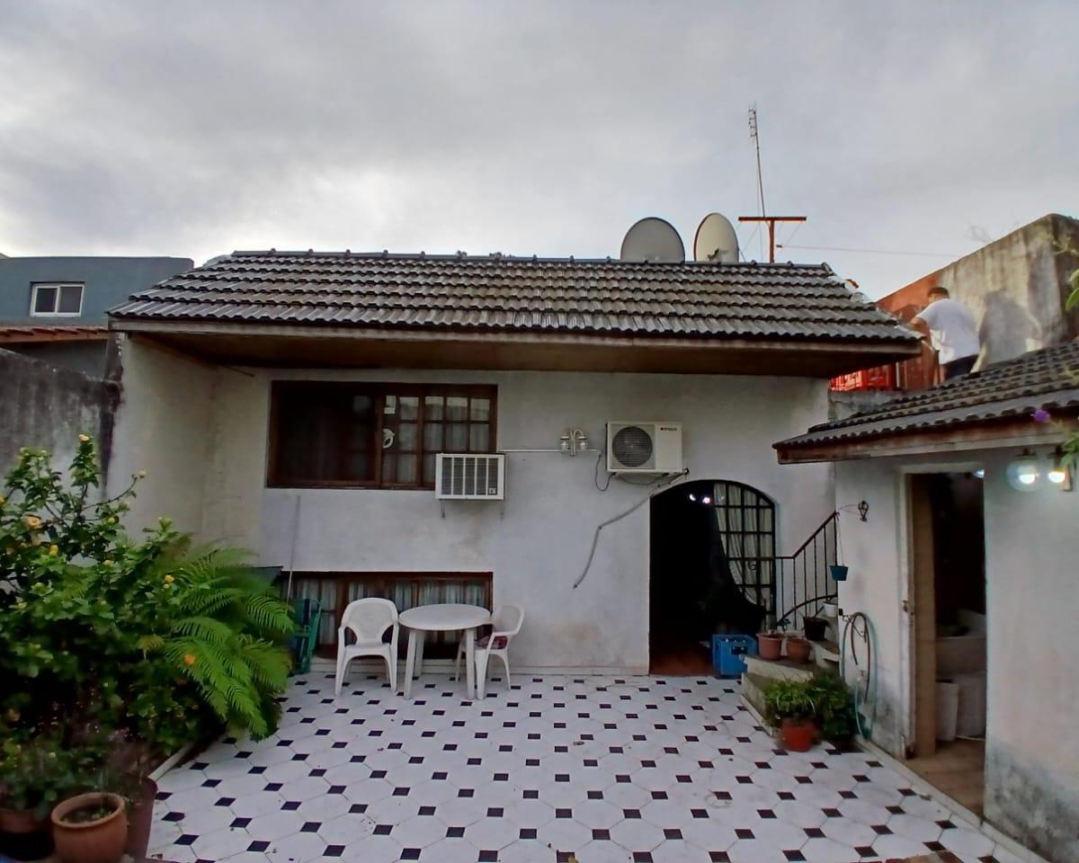 Casa en Venta en Quilmes Oeste 2