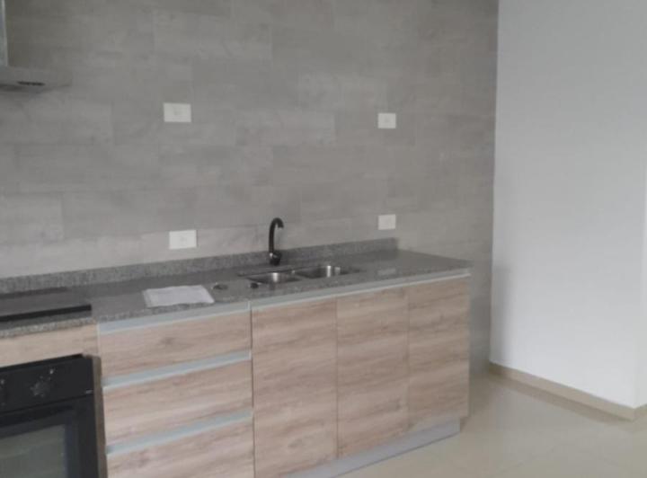 Departamento en alquiler en Quilmes Oeste 3