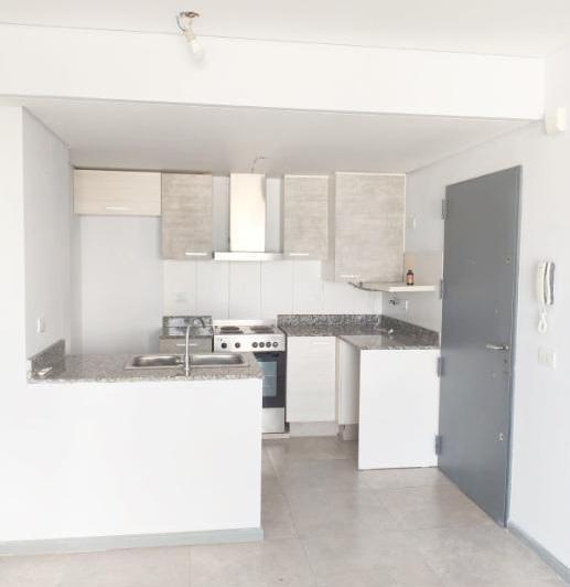 Departamento electrico de 2 Ambientes en Alquiler excelente ubicacion de Quilmes 3
