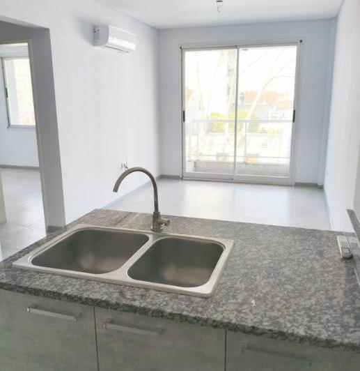 Departamento electrico de 2 Ambientes en Alquiler excelente ubicacion de Quilmes 5