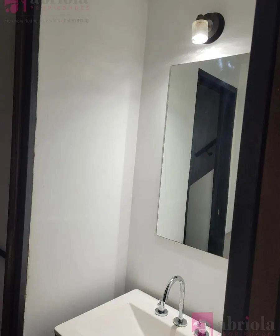 Departamento Triplex en Venta en Bernal, Quilmes, G.B.A. Zona Sur 3