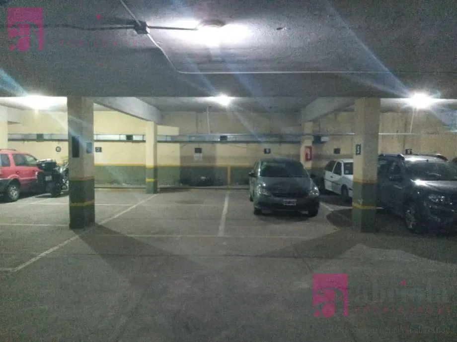 Cochera Fija  en Venta en Quilmes, G.B.A. Zona Sur, Argentina 5