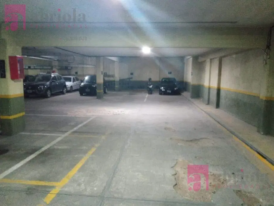 Cochera Fija  en Venta en Quilmes, G.B.A. Zona Sur, Argentina 4