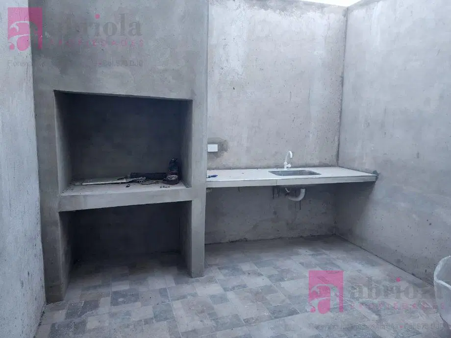 Terreno en venta en Quilmes Oeste 5
