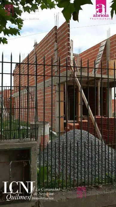 Terreno en venta en Quilmes Oeste 4