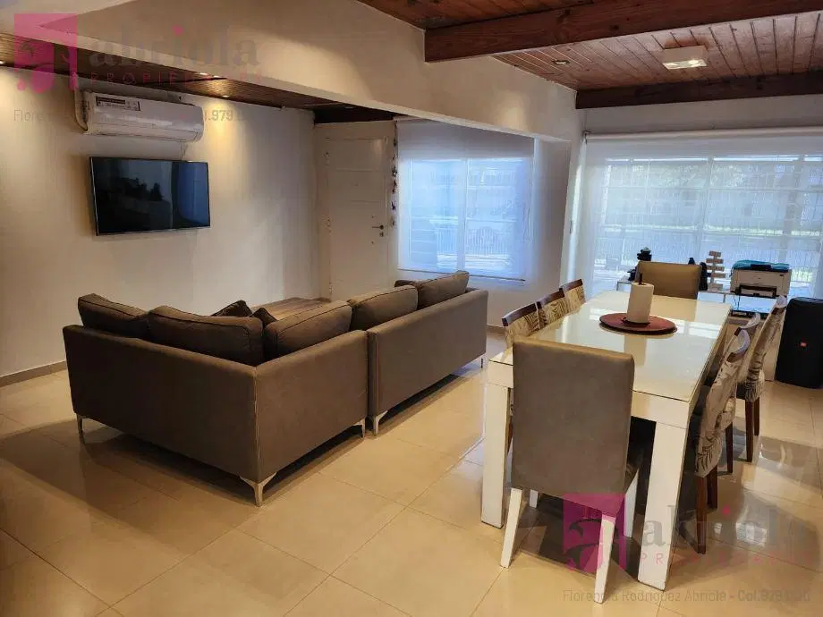 Casa en venta en Ezpeleta Este 1