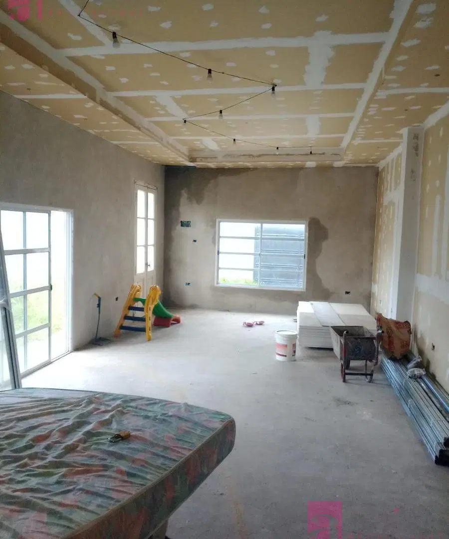 Galpón en venta en Ezpeleta Oeste 4