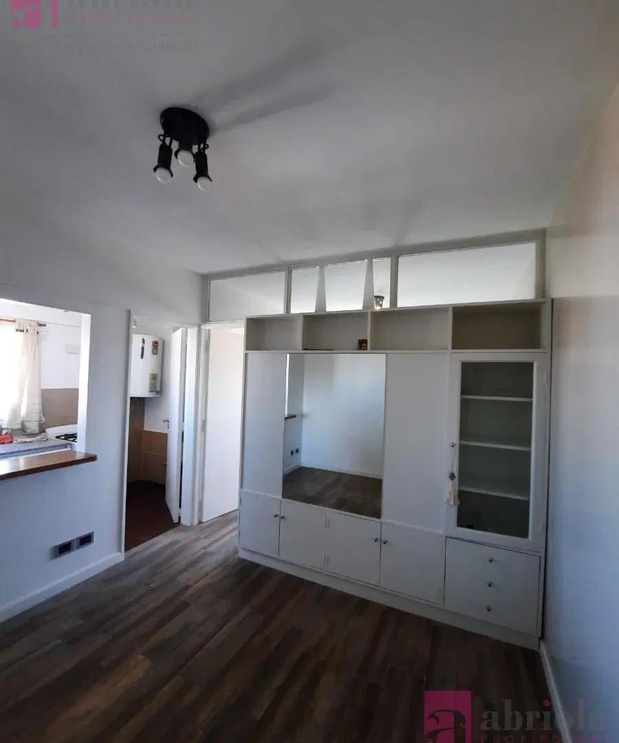 Departamento en venta en Quilmes 3