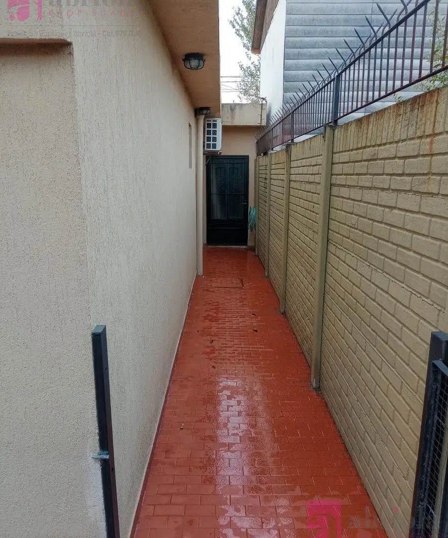 Casa en venta en Quilmes Oeste 2