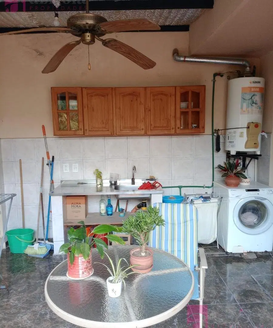 Casa en venta en Quilmes Oeste 8