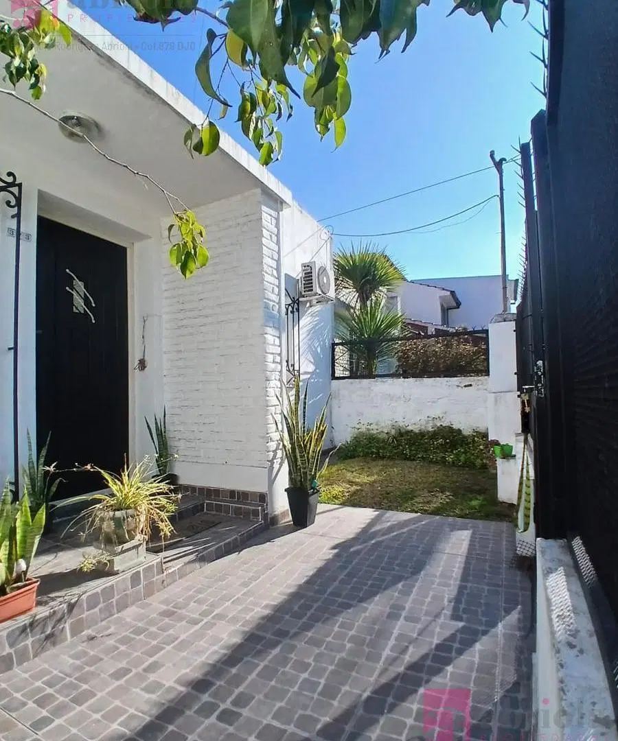 Casa en venta en Quilmes Oeste 1
