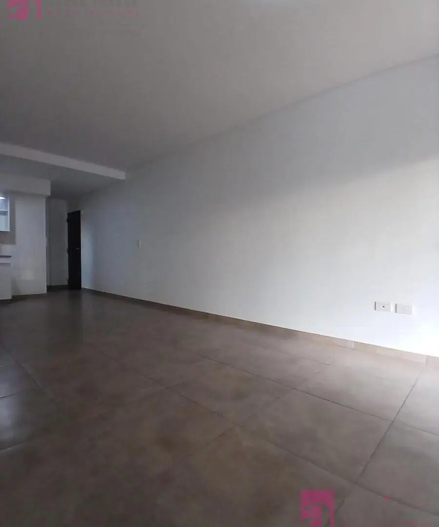 Monoambiente en venta en Bernal 2
