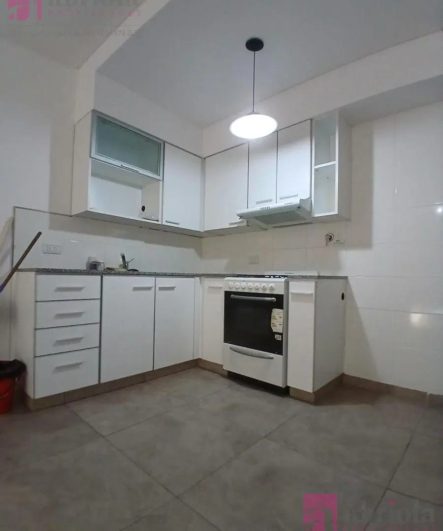 Monoambiente en venta en Bernal 1