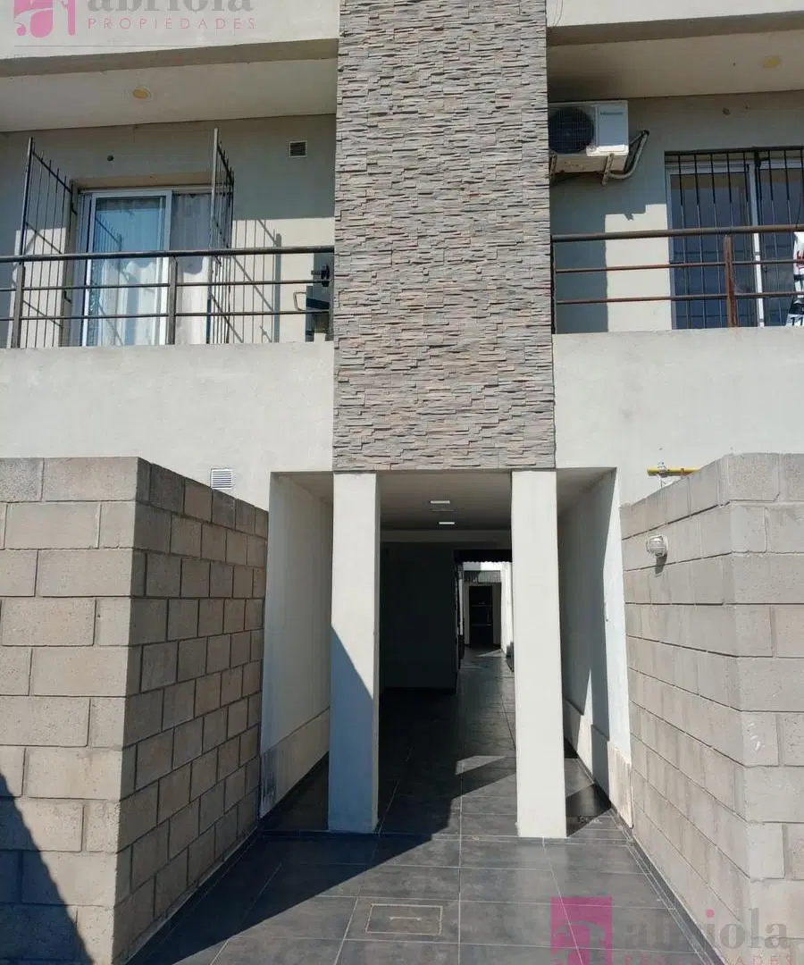 Departamento en Berazategui 3