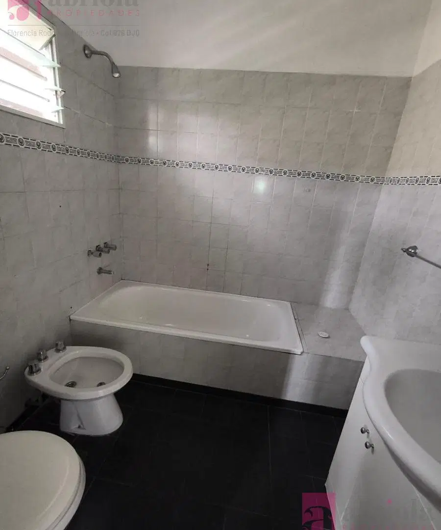 Duplex en alquiler en Quilmes Oeste 5