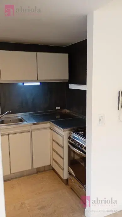 Departamento de 3 Ambientes en Alquiler en Bernal Oeste.. !!! 5