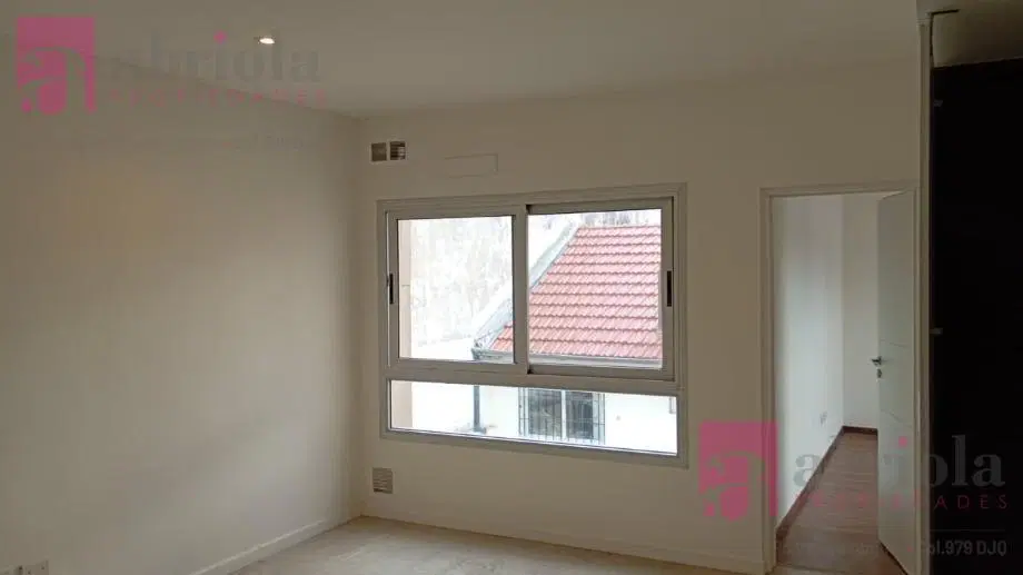 Departamento de 3 Ambientes en Alquiler en Bernal Oeste.. !!! 3