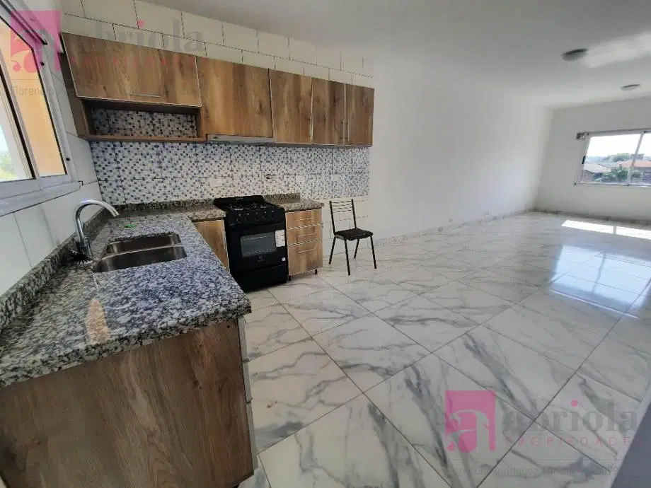 Departamento de 3 Ambientes en Alquiler excelente ubicacion de Quilmes Oeste 4