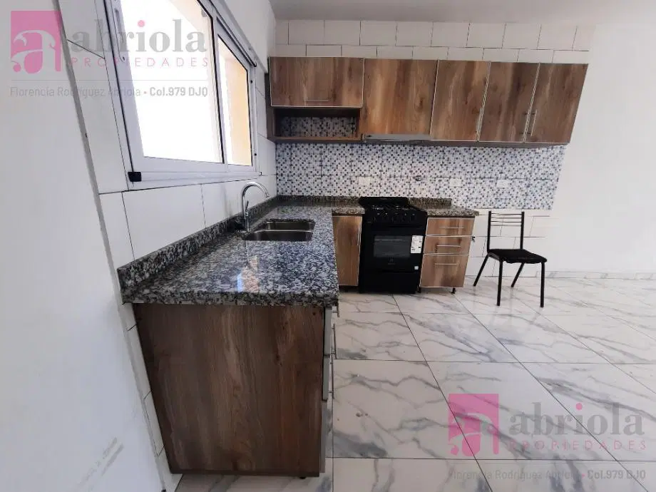 Departamento de 3 Ambientes en Alquiler excelente ubicacion de Quilmes Oeste 3