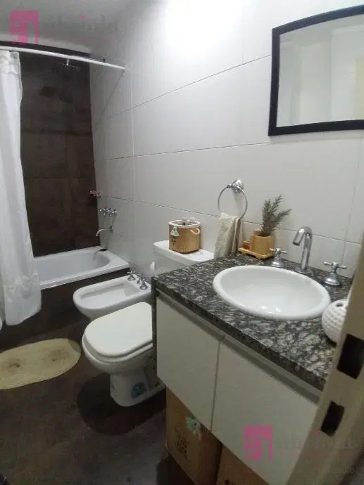 Departamento de 2 Ambientes en Alquiler , excelente ubicacion de Quilmes Oeste !!! 5