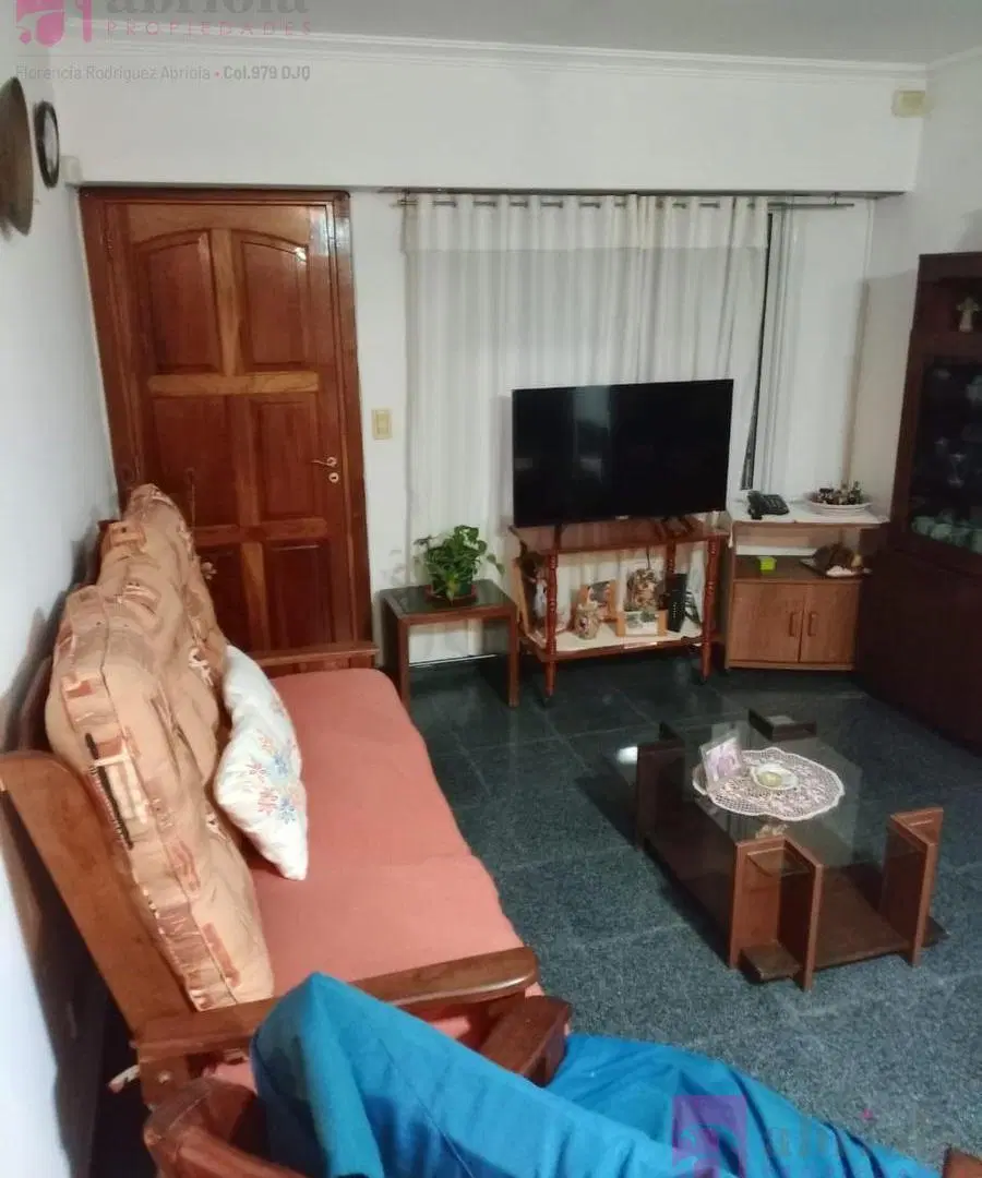 Casa en alquiler en Ezpeleta Este 2