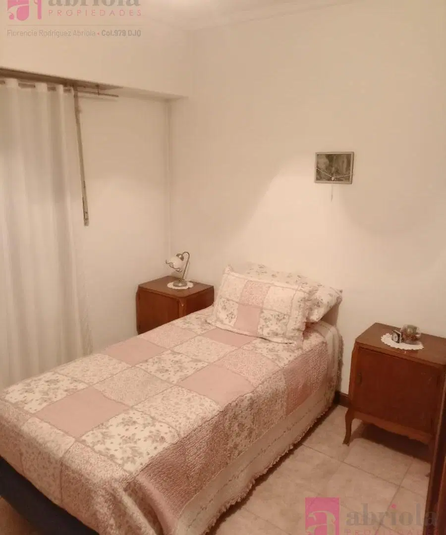 Casa en alquiler en Ezpeleta Este 8