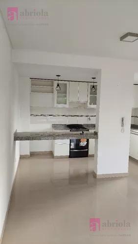 Foto de Monoambiente en Alquiler, excelente ubicacion de Quilmes Oeste, imagen 1