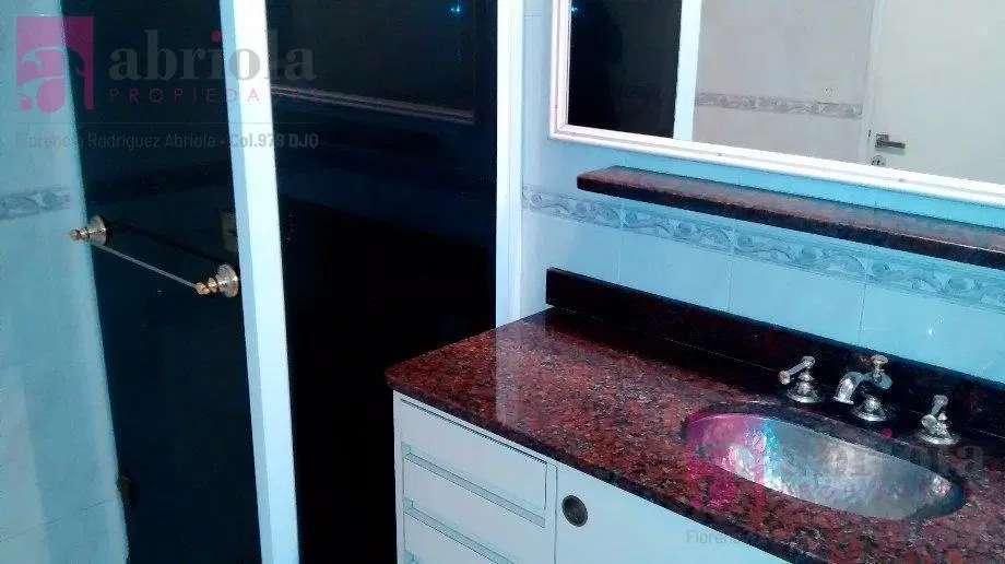 CASA PH de 3 Ambientes en Alquiler excelente ubicacion de Quilmes 8