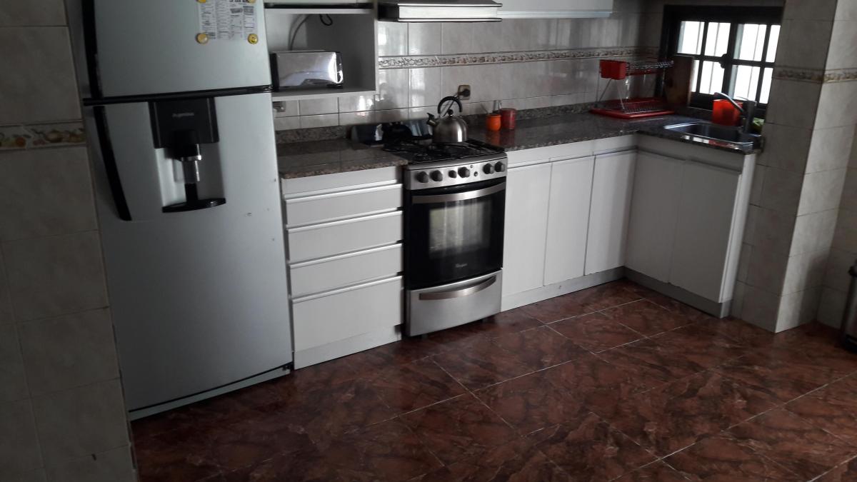 Casa 5 Ambientes con Entrada de Coche - Ficha 11 5