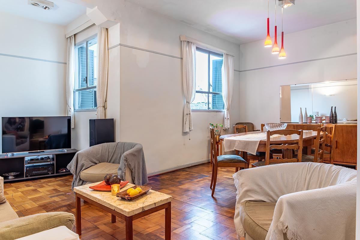 Venta depto en duplex 3 amb con terraza propia en Almagro